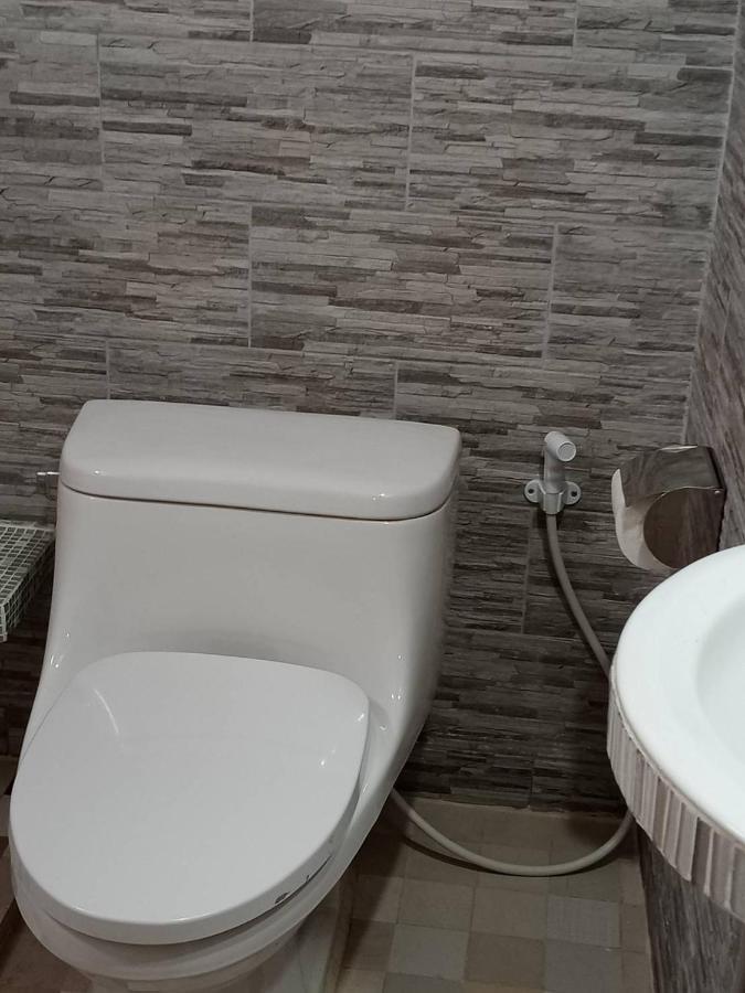 Royal Garden Home Hotel Бангкок Экстерьер фото