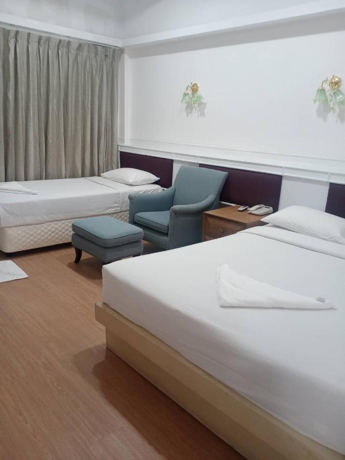 Royal Garden Home Hotel Бангкок Экстерьер фото